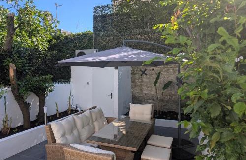 Montlucon Apartment | La Piscine - Villa Valmy - Hypercentre - Gare SNCF