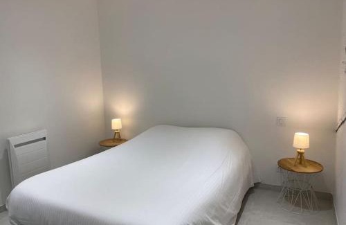 Donville-les-Bains Apartment | La Plage