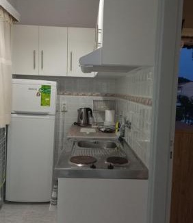 Marathias Apartment | La Playa