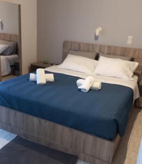 Marathias Apartment | La Playa