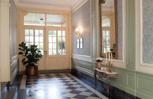 Ieper House | La Porte Cochère