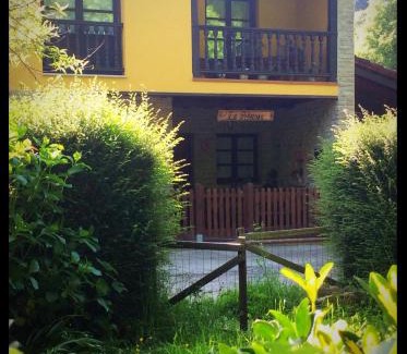 Llerandi House | La Prestosa