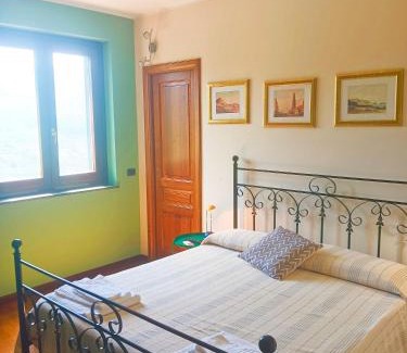 Lauria Bed & Breakfast | La quercia di Massena