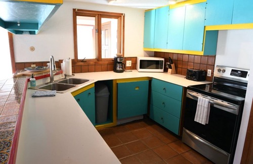 Arroyo Seco House | La Querencia - Taos Foothills Comfort