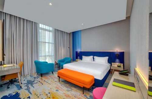 Abu Dhabi City Center Hotel | La Quinta by Wyndham Abu Dhabi Al Wahda