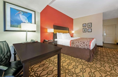 Leesville Hotel | La Quinta by Wyndham Leesville Ft. Polk
