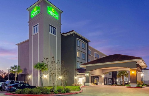 Leesville Hotel | La Quinta by Wyndham Leesville Ft. Polk