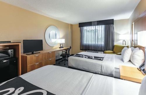 Naples Hotel | La Quinta by Wyndham Naples Downtown