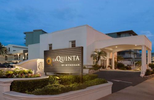 East Daytona Hotel | La Quinta by Wyndham Oceanfront Daytona Beach