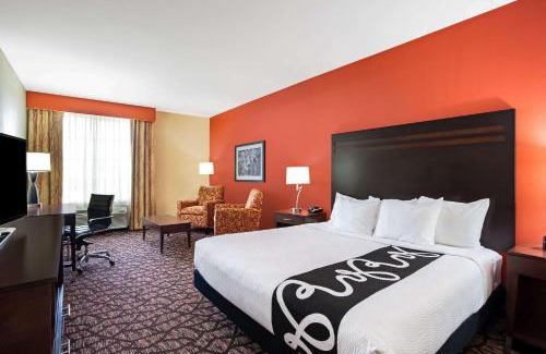 Pecos Hotel | La Quinta by Wyndham Pecos
