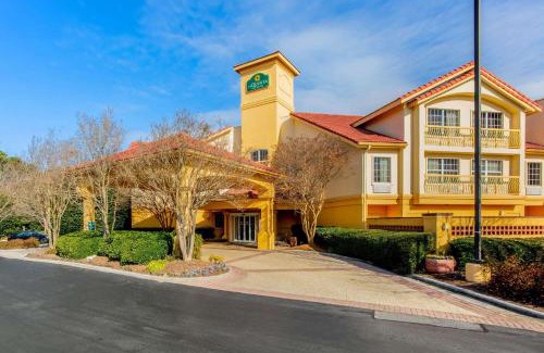 Morrisville Hotel | La Quinta by Wyndham Raleigh Durham Intl AP