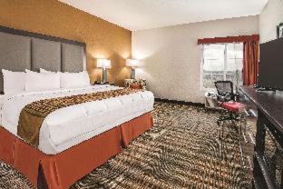 San Antonio Hotel | La Quinta by Wyndham San Antonio by Frost Bank Center
