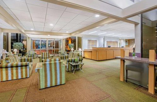 SeaTac Hotel | La Quinta by Wyndham Seattle Sea-Tac Airport