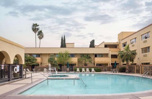 El Montevideo Hotel | La Quinta by Wyndham Tucson - Reid Park