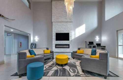 Weatherford Hotel | La Quinta by Wyndham Weatherford