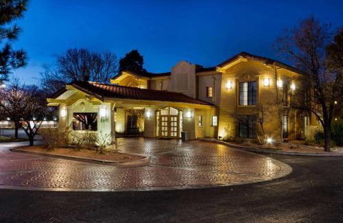 Northeast Heights Hotel | La Quinta Inn by Wyndham Albuquerque Northeast