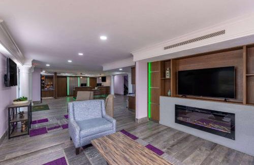 Lenexa Hotel | La Quinta Inn by Wyndham Kansas City Lenexa