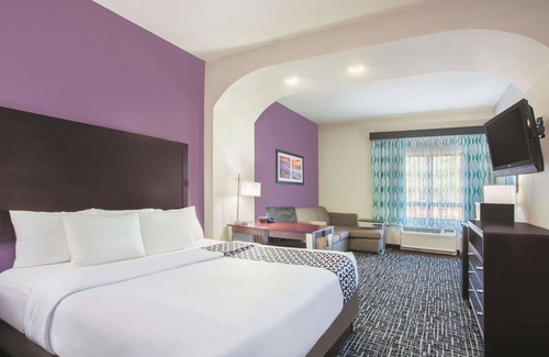 Fort Walton Beach Hotel | La Quinta Inn & Suites by Wyndham Fort Walton Beach