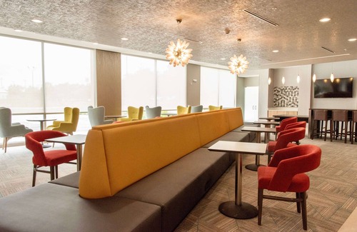 Lake City Hotel | La Quinta Inn & Suite by Wyndham Lake City