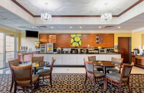 Dodge City Hotel | La Quinta Inn & Suites by Wyndham Dodge City