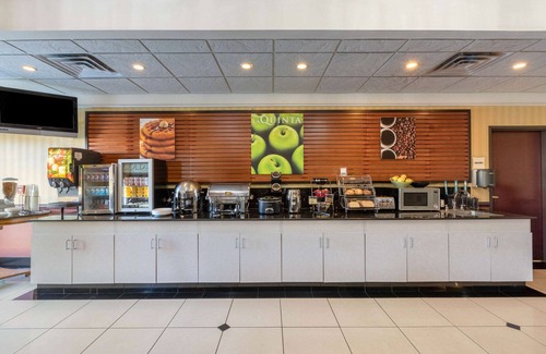 Dodge City Hotel | La Quinta Inn & Suites by Wyndham Dodge City