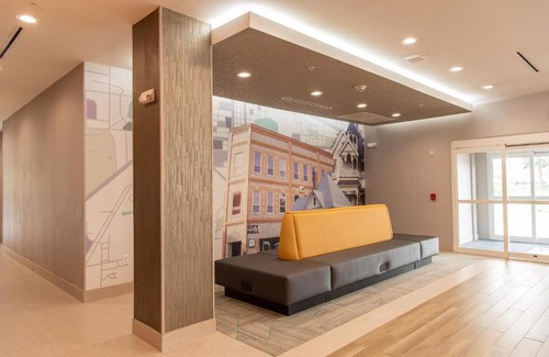 Lake City Hotel | La Quinta Inn & Suites by Wyndham Lake City