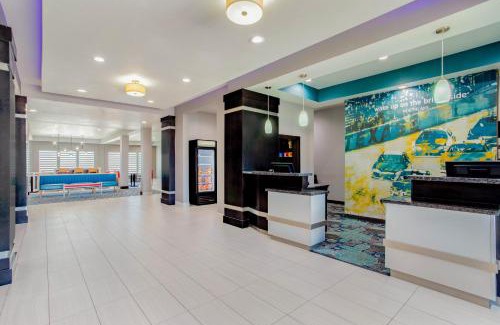 Roanoke Hotel | La Quinta Inn & Suites by Wyndham Northlake Ft. Worth