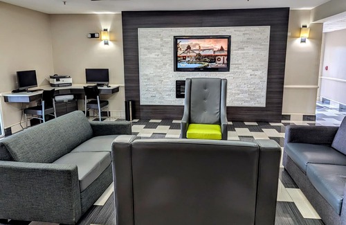 Prattville Hotel | La Quinta Inn & Suites by Wyndham Prattville