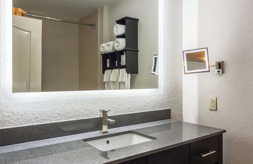 Prattville Hotel | La Quinta Inn & Suites by Wyndham Prattville