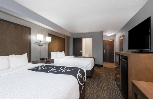 Spenard Hotel | La Quinta Inn & Suites by Wyndham Anchorage Airport