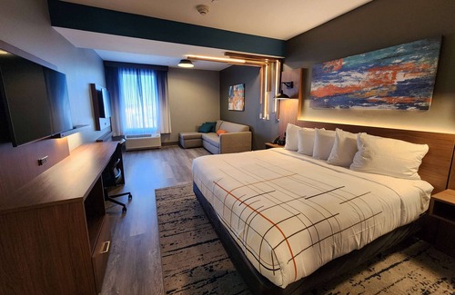 Amistad National Recreational Area Hotel | La Quinta Inn & Suites by Wyndham Del Rio