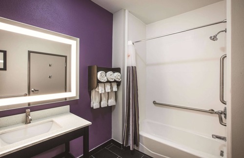 Lubbock Hotel | La Quinta Inn & Suites by Wyndham Lubbock South