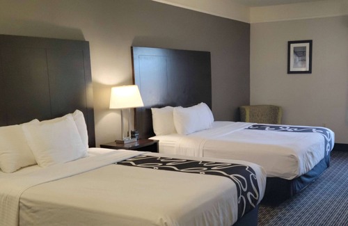 Beaumont Hotel | La Quinta Inn & Suites by Wyndham Beaumont West