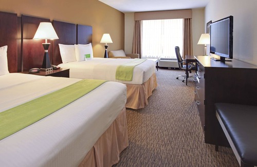 Ellendale Hotel | La Quinta Inn & Suites by Wyndham Memphis Wolfchase