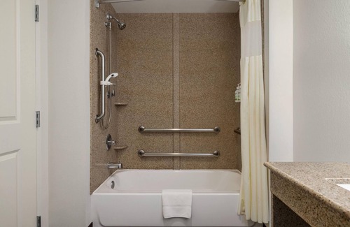 Ellendale Hotel | La Quinta Inn & Suites by Wyndham Memphis Wolfchase