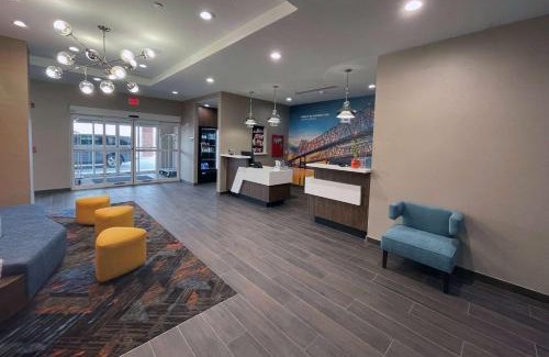 Sulphur Hotel | La Quinta Inn & Suites by Wyndham Sulphur Lake Charles