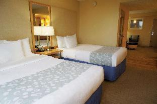 Sunrise Hotel | La Quinta Inn & Suites by Wyndham Sunrise