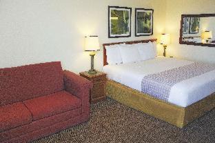 Sunrise Hotel | La Quinta Inn & Suites by Wyndham Sawgrass