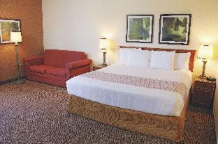Sunrise Hotel | La Quinta Inn & Suites by Wyndham Sawgrass