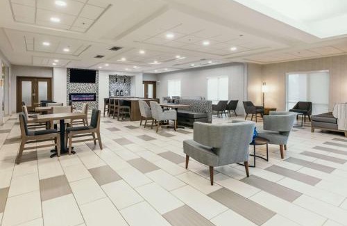 Ankeny Hotel | La Quinta Inn & Suites by Wyndham Ankeny IA - Des Moines IA