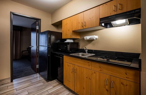 Harlow Hotel | La Quinta Inn & Suites by Wyndham Eugene