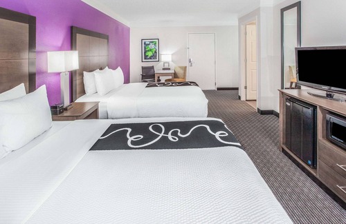 Lubbock Hotel | La Quinta Inn & Suites by Wyndham Lubbock West Medical Centr
