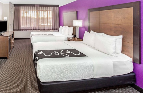 Lubbock Hotel | La Quinta Inn & Suites by Wyndham Lubbock West Medical Centr