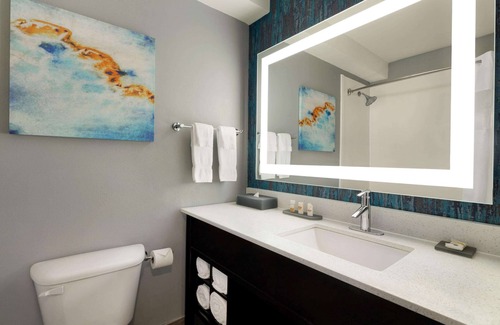 Southeast Salem Hotel | La Quinta Inn & Suites by Wyndham Salem OR