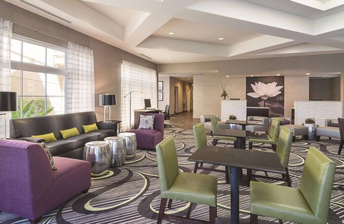 Mesa Hotel | La Quinta Inn & Suites by Wyndham Phoenix Mesa West