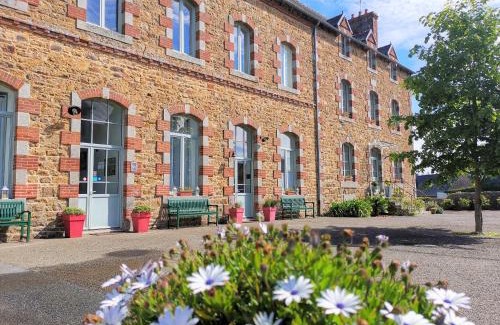 Chatelaudren House | La Récréation - Chambres et Appartements