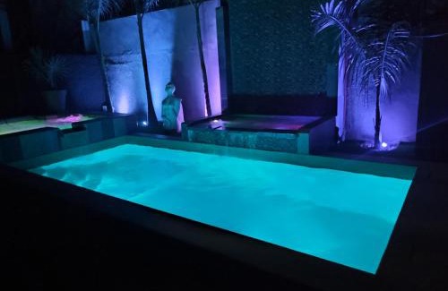 Popenguine Hotel | La résidence Iatinaya resort & spa room with Jacuzzi and sea view