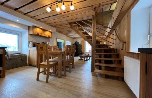 Saulxures-sur-Moselotte House | La remise du Murgé