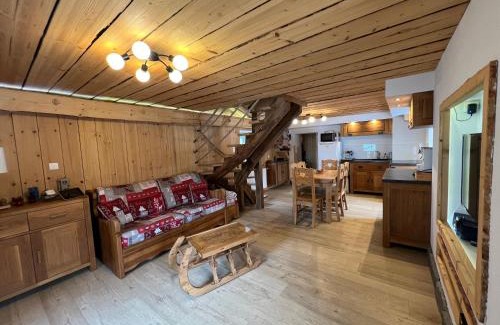 Saulxures-sur-Moselotte House | La remise du Murgé