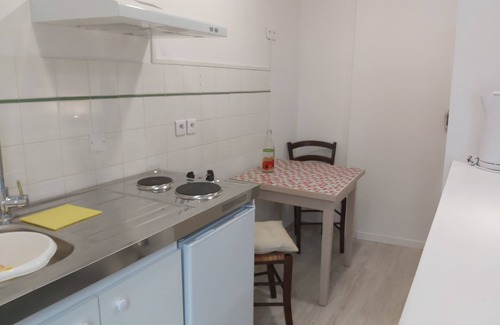 Lourdes House | La Residence Au Berceau de Bernadette